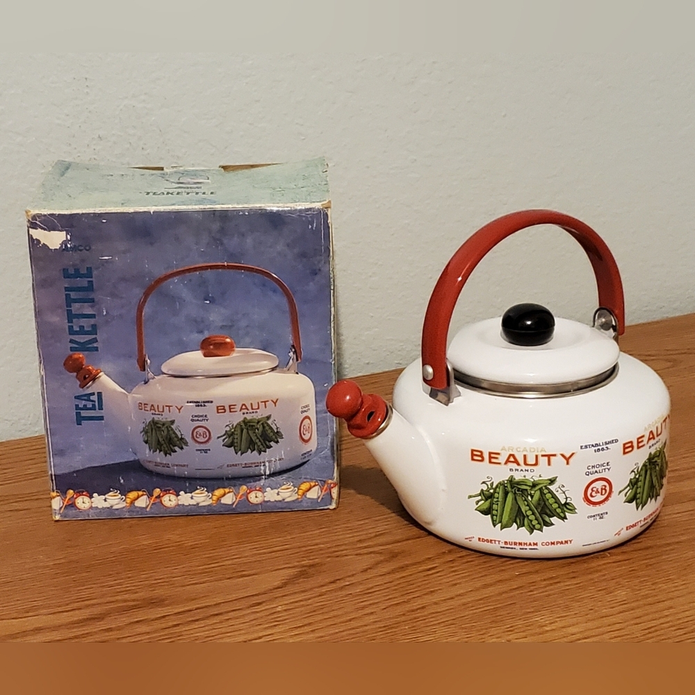 Vintage AMCO Houseworks whistling teakettle NIB